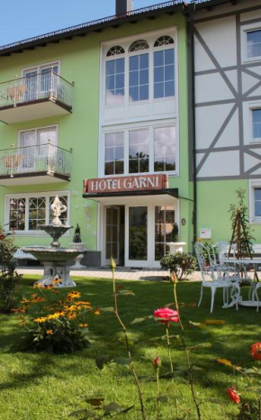  Hotel Garni Regina  Гёсвайнштайн